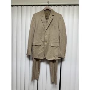 GUCCI Men’s 2 Piece Suit size 52 R Single Breast 2‎ Button Beige Made In Italy